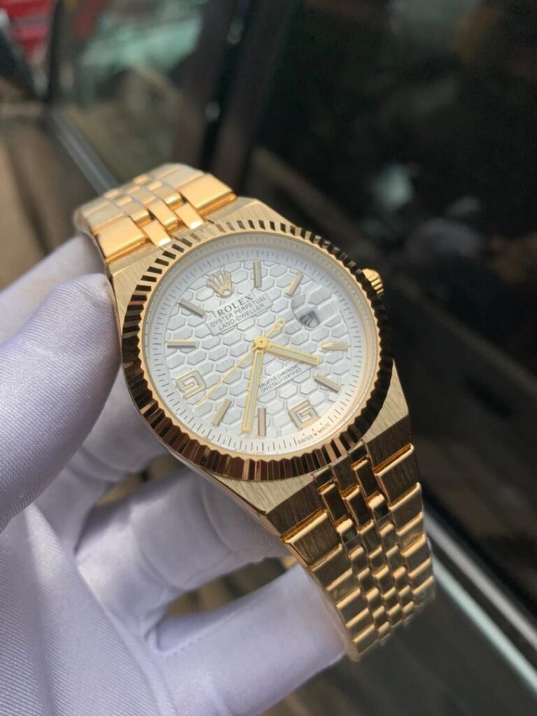 Rolex Oyster Gold, White in Glass #33,000
