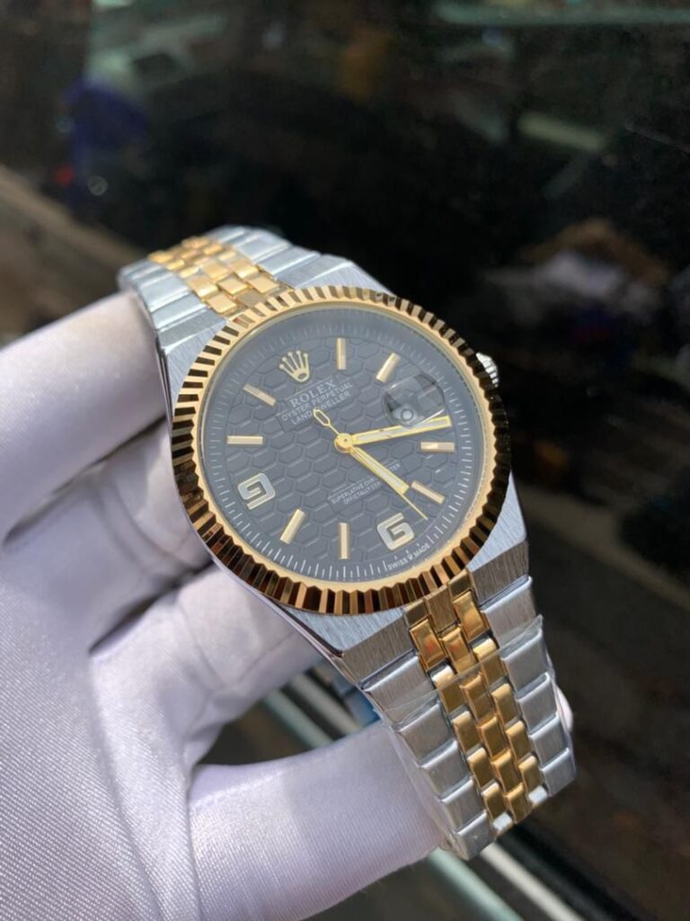 Rolex Oyster Silver and Gold Black in Glass #33,000